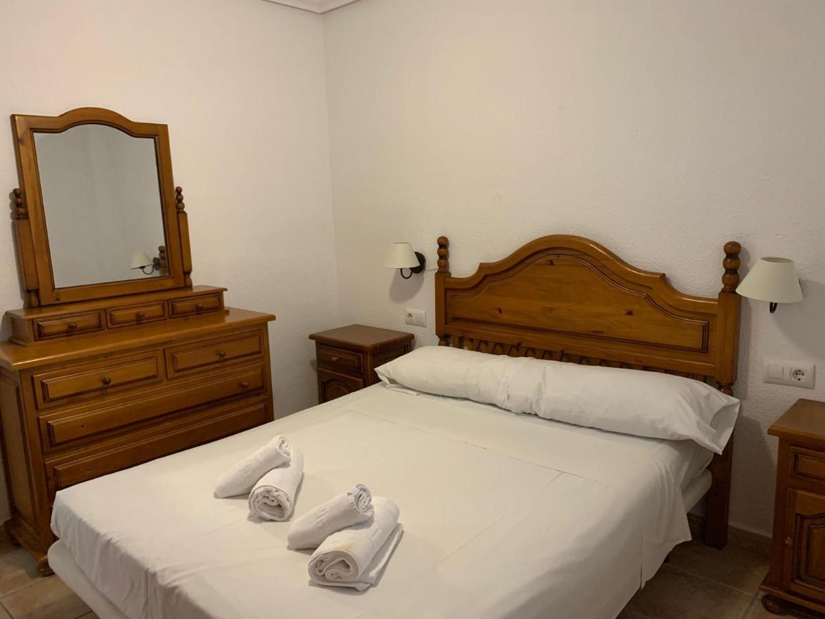 Service Apart Lazaro- Apartamentos Aguamarina - Dos Dormitorios - 2 Bedrooms กัลเป ภายนอก รูปภาพ
